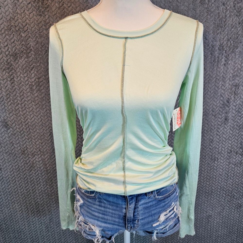 FP Movement Womens Ruched Long Sleeveโ Top Pistachio Green OB1817139 Size S NEW